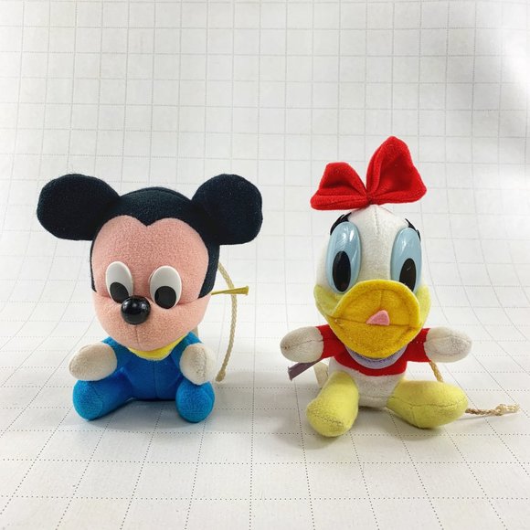 Vintage Dolly Toy Co Disney Mickey and Daisy Plush - Picture 2 of 13